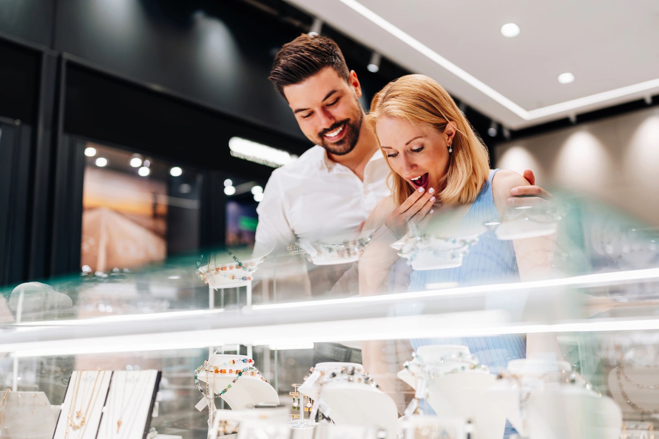 gift jewelry for couples